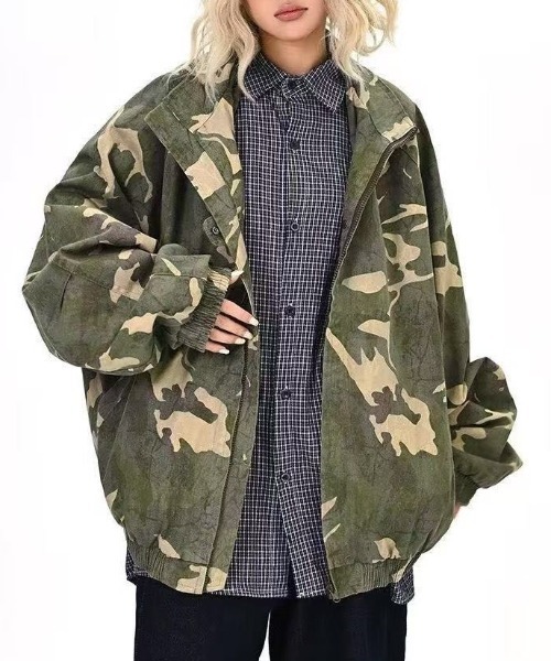 セール】【秋冬新作】オーバーサイズ迷彩柄ジップアップジャケット