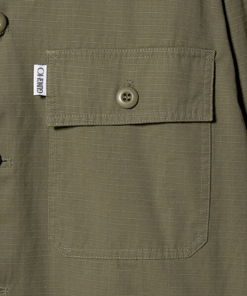 A DAY IN THE LIFE UNITED ARROWS（アデイインザライフユナイテッドアローズ）の「<GUNG-HO> ファティーグ 2ポケットシャツ（シャツ/ブラウス・メンズ・オリーブ/ブラック・L/M）」の7枚目の写真