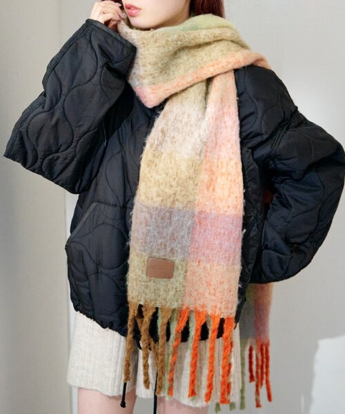 Kastane(カスタネ)の「チェックマフラー(マフラー・レディース・カーキ/ブラウン/ピンク・FREE)」の1枚目の写真