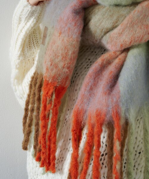 Kastane(カスタネ)の「チェックマフラー(マフラー・レディース・カーキ/ブラウン/ピンク・FREE)」の13枚目の写真