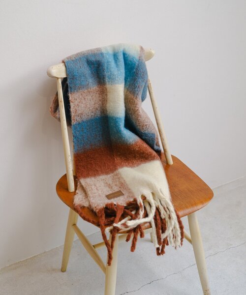 Kastane(カスタネ)の「チェックマフラー(マフラー・レディース・カーキ/ブラウン/ピンク・FREE)」の4枚目の写真