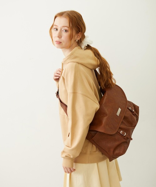 MILKFED.（ミルクフェド）の「BAR LOGO MESSENGER BAG（ショルダーバッグ・レディース・レッド/ブラウン/チャコール・ONE SIZE）」の7枚目の写真