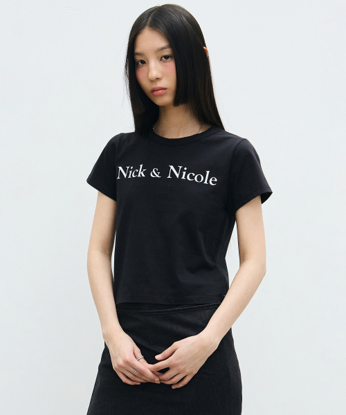 NICK&NICOLE（ニックアンドニコール）の「NICOLE CLASSIC MINIMAL CROP TOP_BLACK（Tシャツ/カットソー・レディース・その他・FREE）」の3枚目の写真