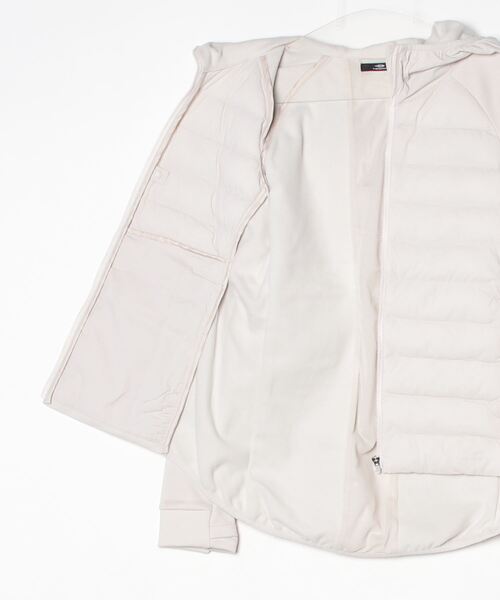 TIGORA（ティゴラ）の「ティゴラ TIGORA ランニング ジャケット インサレーションジャケット（その他アウター・レディース・アイボリー/ブラック・S/M/L/XL）」の4枚目の写真