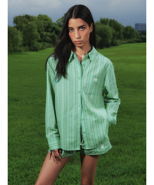 Kijun(キジュン)の「BETTA Oversized Shirt Green Stripe(シャツ/ブラウス・レディース・その他・MEDIUM)」の3枚目の写真