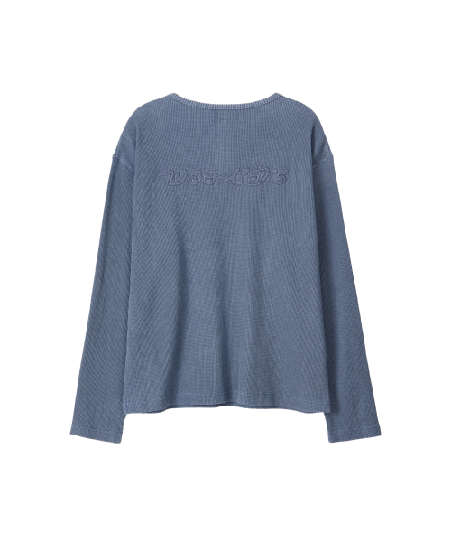 WOOALONG(ウアロン)の「Layered Loose Waffle Henley Neck Long Sleeve Tee - FADE NAVY(Tシャツ/カットソー・レディース・ネイビー・SMALL/MEDIUM/LARGE)」の3枚目の写真