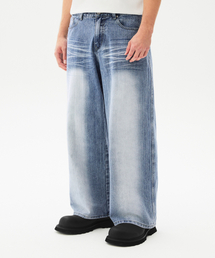 TRILLION（トリリオン）の「Rain Slub Front Washing Wide Denim Pants (BLEACH BLUE)（デニムパンツ）」