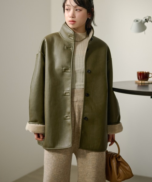 LAULEN(ローレン)の「stand collar reversible boa middle coat /スタンドカラーリバーシブルボアミドルコート(その他アウター・レディース・カーキ/ブラック・FREE)」の6枚目の写真