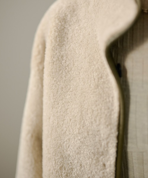 LAULEN(ローレン)の「stand collar reversible boa middle coat /スタンドカラーリバーシブルボアミドルコート(その他アウター・レディース・カーキ/ブラック・FREE)」の15枚目の写真