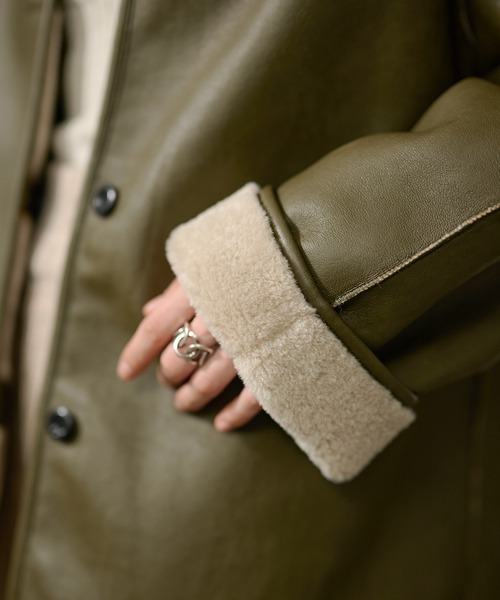 LAULEN(ローレン)の「stand collar reversible boa middle coat /スタンドカラーリバーシブルボアミドルコート(その他アウター・レディース・カーキ/ブラック・FREE)」の22枚目の写真