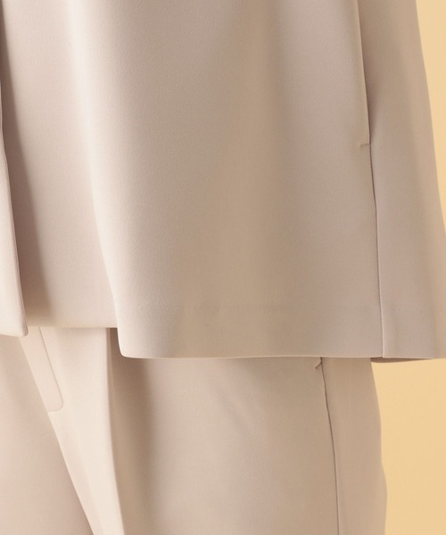 Elura（エルーラ）の「≪入卒/セレモニー/通勤≫ダンボールソデコンジャケット/602140（ノーカラージャケット・レディース・グレイッシュベージュ/ネイビー・FREE）」の14枚目の写真