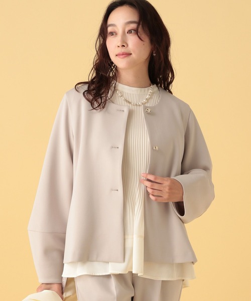 Elura（エルーラ）の「≪入卒/セレモニー/通勤≫ダンボールソデコンジャケット/602140（ノーカラージャケット・レディース・グレイッシュベージュ/ネイビー・FREE）」の20枚目の写真