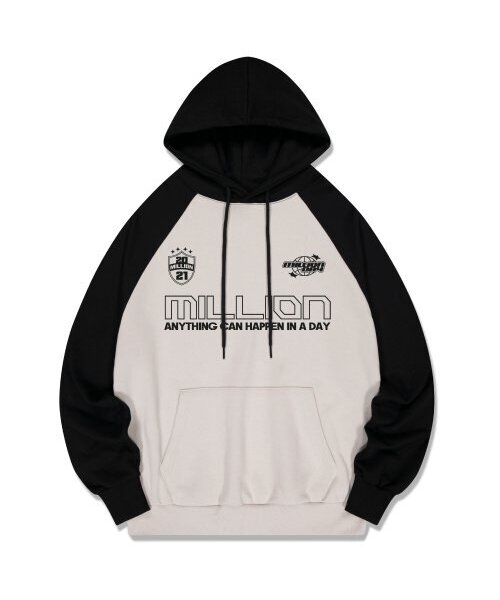 MILLION DAY(ミリオンデイ)の「MILLION sporty raglan hoodie(パーカー・レディース・ベージュ/ブラック/オートミール・LARGE/MEDIUM/X-LARGE)」の1枚目の写真