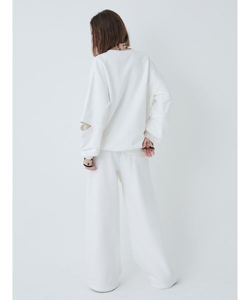 SORIN（ソリン　）の「Slit Design Oversized Sweat Top/スリットデザインオーバーサイズスウェットトップ（スウェット・レディース・ブラック/ホワイト・38）」の18枚目の写真
