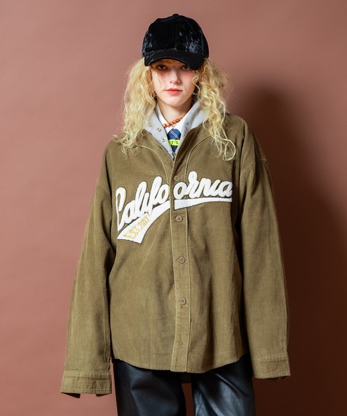 a.p.o.v.(エーピーオービー)の「a.p.o.v. サガラワッペン刺繍コーデュロイオーバーサイズベースボールシャツジャケット(シャツ/ブラウス・メンズ・ネイビー/アイボリー/カーキ・ONESIZE)」の2枚目の写真