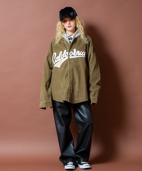 a.p.o.v.(エーピーオービー)の「a.p.o.v. サガラワッペン刺繍コーデュロイオーバーサイズベースボールシャツジャケット(シャツ/ブラウス・メンズ・ネイビー/アイボリー/カーキ・ONESIZE)」の8枚目の写真