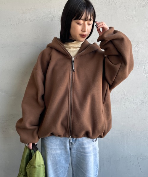 AMERICANA（アメリカーナ）の「【WEB限定】[Americana/アメリカーナ] ワンポイント刺繍ロゴ フリースフードジャケット（その他アウター・レディース・グレイッシュベージュ/ブラウン・ONE SIZE）」の9枚目の写真