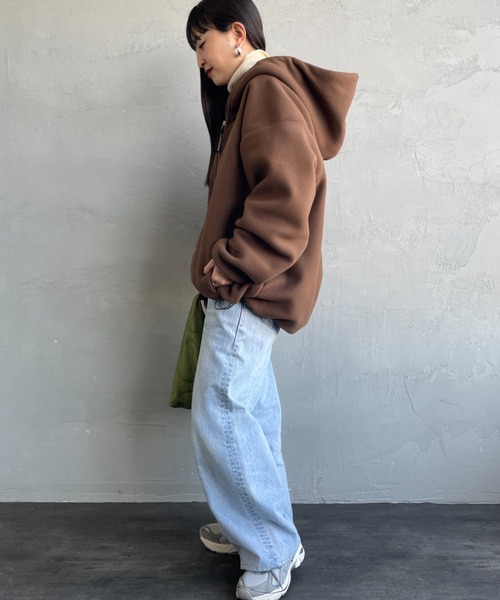 AMERICANA（アメリカーナ）の「【WEB限定】[Americana/アメリカーナ] ワンポイント刺繍ロゴ フリースフードジャケット（その他アウター・レディース・グレイッシュベージュ/ブラウン・ONE SIZE）」の13枚目の写真