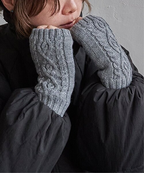 LBC（エルビーシー）の「ニット指なしグローブ（手袋・レディース・ブラック/オフホワイト/グレー・FREE）」の9枚目の写真