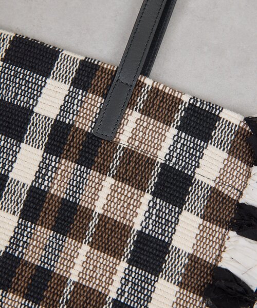 GALLARDAGALANTE（ガリャルダガランテ）の「【Jhuri Shate】ラグトート（トートバッグ・レディース・ブラック/ピンク/イエロー・FREE）」の8枚目の写真