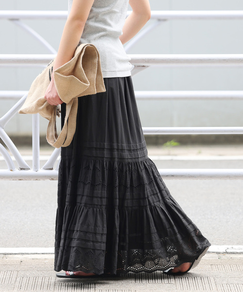 JOURNAL STANDARD relume(ジャーナルスタンダード レリューム)の「《WEB限定追加》コットンボイルタック刺繍ロングスカート(スカート・レディース・ブラック・FREE)」の17枚目の写真