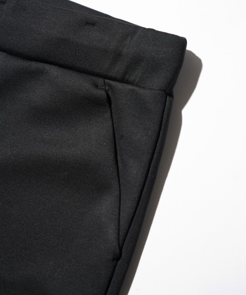 C.E.L.STORE（セルストア）の「2M / ツーエム TRAIL TAPERED FIT PANTS ダンボールニット ジョガーパンツ（その他パンツ・メンズ・ネイビー/グレー/ブラック・MEDIUM/LARGE/SMALL）」の9枚目の写真