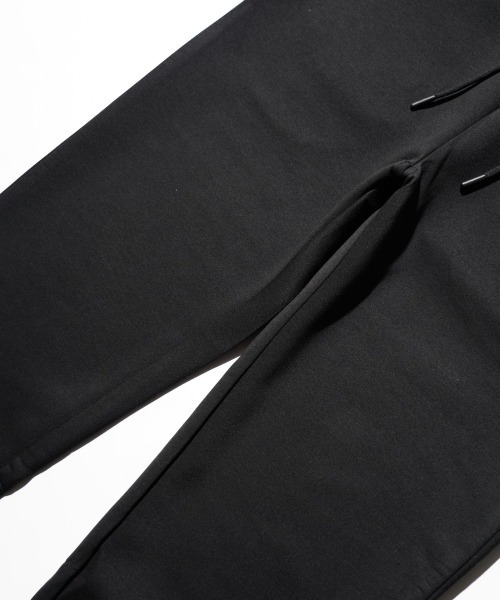 C.E.L.STORE（セルストア）の「2M / ツーエム TRAIL TAPERED FIT PANTS ダンボールニット ジョガーパンツ（その他パンツ・メンズ・ネイビー/グレー/ブラック・MEDIUM/LARGE/SMALL）」の10枚目の写真