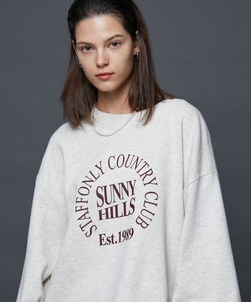 STAFF ONLY(スタッフオンリー)の「EST 1989 SWEATSHIRTS (MELANGE IVORY)(スウェット・レディース・その他・MEDIUM/LARGE/SMALL)」の1枚目の写真