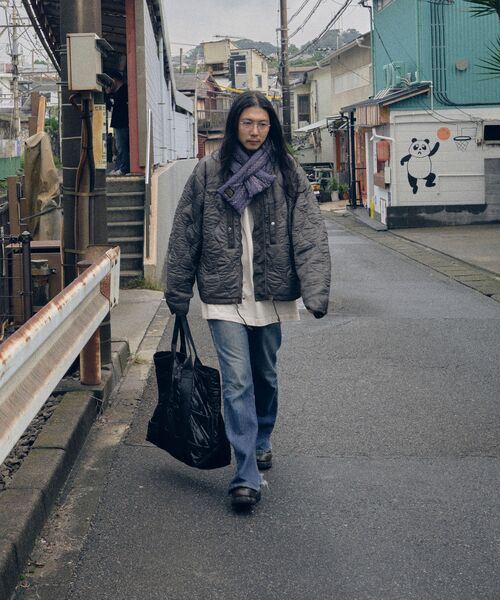 BONRROW(ボンロウ)の「Reversible Padded Flight JK_Ash(ブルゾン・メンズ・その他・MEDIUM/LARGE)」の6枚目の写真