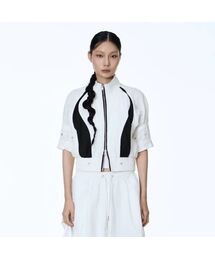 71TO96（チル ハナ トゥ グユク）の「Goryeo Celadon Line Zip-up Jumper (White)（ナイロンジャケット）」