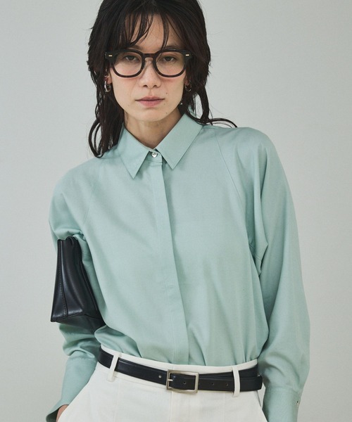 qualite（カリテ）の「【セットアップ対応】テンセルハイツイストシャツ/春服/春カラー/レイヤード/デニム風（シャツ/ブラウス・レディース・セージグリーン/ブルー/アイボリー・フリー）」の3枚目の写真