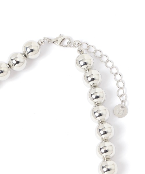 niko and...（ニコアンド）の「メタルボールネックレス（ネックレス・レディース・ブラック/グレー・0）」の4枚目の写真