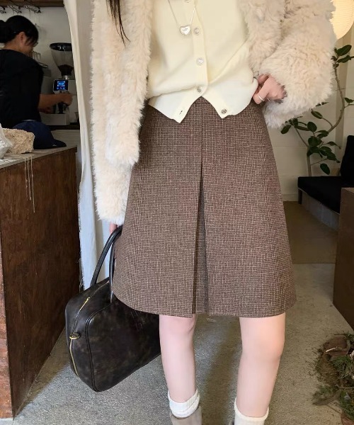 gossip！ロサンゼルス（ゴシップロサンゼルス）の「前後2WAY ウールライク チェック シンプルオフィスカジュアルミディAラインプリーツスカート ［韓国ファッション ガーリー定番］（スカート・レディース・チェック・S/M/L）」の10枚目の写真