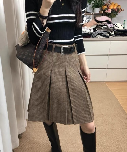 gossip！ロサンゼルス（ゴシップロサンゼルス）の「前後2WAY ウールライク チェック シンプルオフィスカジュアルミディAラインプリーツスカート ［韓国ファッション ガーリー定番］（スカート・レディース・チェック・S/M/L）」の21枚目の写真