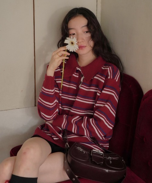 Uenui（ウニュイ）の「retro stripe collar knit（ニット/セーター・レディース・グレー/ネイビー/レッド・FREE）」の3枚目の写真
