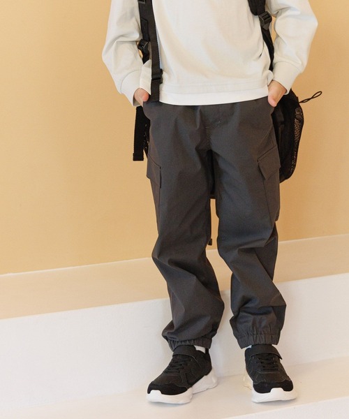 GLOBAL WORK（グローバルワーク）の「スゴラクストレッチカーゴパンツ/611237（カーゴパンツ・キッズ・ブラック系その他/チャコールグレー/ブルー/ブラック/カーキ・130cm/140cm/150cm/160cm）」の11枚目の写真