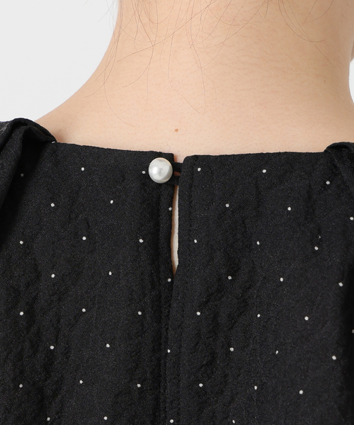 IENA（イエナ）の「&NAVY オーガンジージャガードタックブラウス（シャツ/ブラウス・レディース・ネイビー/アイボリー/ブラック系その他・FREE）」の13枚目の写真