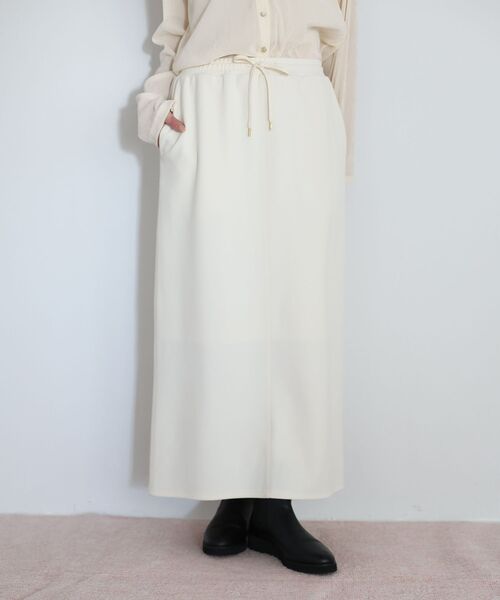 le.coeur blanc（ルクールブラン）の「カットジョーゼットナロースカート（スカート・レディース・オフホワイト/ライトグレー/ネイビー・38）」の13枚目の写真