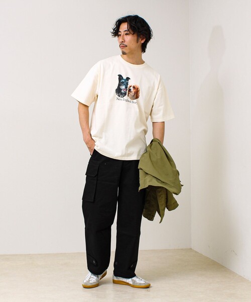 GLOSTER（グロスター）の「【あの名作をオマージュ】犬猫実写風プリントTシャツ（Tシャツ/カットソー・メンズ・ホワイト系その他4/ホワイト系その他2/ホワイト系その他3/ホワイト系その他・L/M/S）」の7枚目の写真