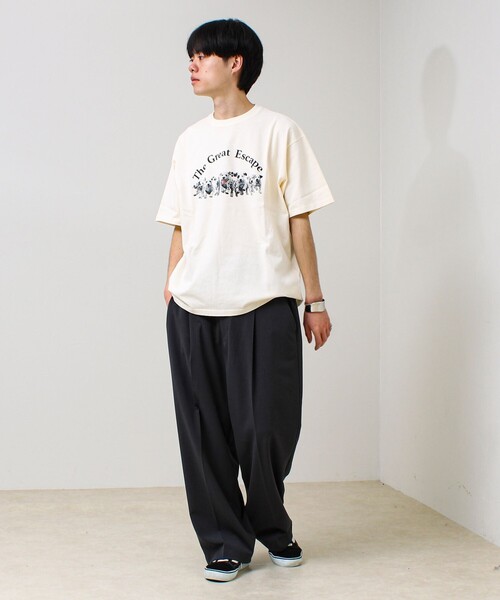 GLOSTER（グロスター）の「【あの名作をオマージュ】犬猫実写風プリントTシャツ（Tシャツ/カットソー・メンズ・ホワイト系その他4/ホワイト系その他2/ホワイト系その他3/ホワイト系その他・L/M/S）」の8枚目の写真