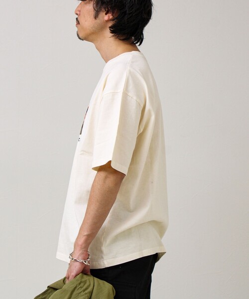 GLOSTER（グロスター）の「【あの名作をオマージュ】犬猫実写風プリントTシャツ（Tシャツ/カットソー・メンズ・ホワイト系その他4/ホワイト系その他2/ホワイト系その他3/ホワイト系その他・L/M/S）」の19枚目の写真