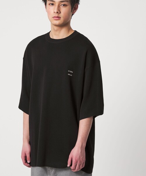 CITEN（シテン）の「＜CITEN＞ペーパーライクニットTee（ニット/セーター・メンズ・ブラック/ダークブラウン/ライトグレー・M/L）」の2枚目の写真