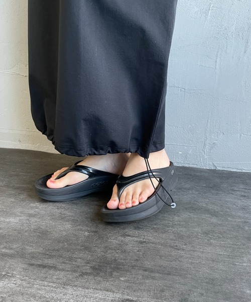 MARMOT（マーモット）の「[Marmot/マーモット] 別注 ブランドロゴ バックプリント ワンピース（ワンピース・レディース・ベージュ/ブルー/ブラック・F）」の5枚目の写真