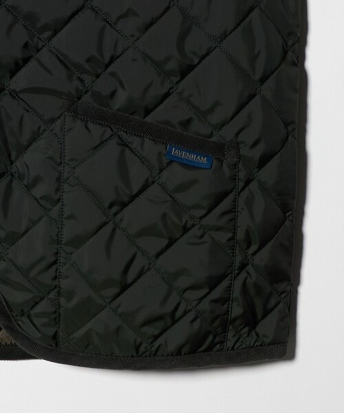 LAVENHAM(ラベンハム)の「【別注】<LAVENHAM >LIGHT MICKFIELD VEST/ライト ミックフィールド/キルティングベスト(その他アウター・メンズ・ホワイト/ダークグリーン・XL/M/L)」の6枚目の写真