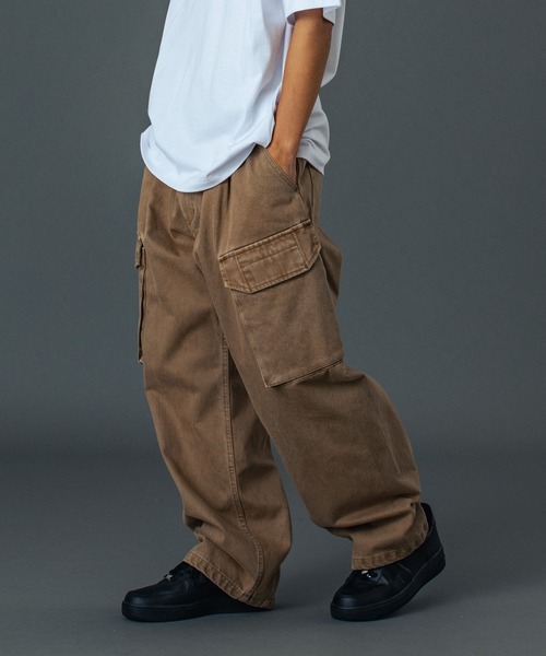XLARGE（エクストララージ）の「WIDE TUCK CARGO PANTS（カーゴパンツ・メンズ・ネイビー/ベージュ/ブラック・36inch/34inch/30inch/32inch）」の3枚目の写真