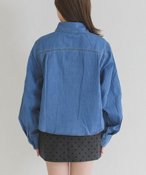 MISCH MASCH(ミッシュマッシュ)の「2026春夏新作 WEB限定 ベーシックデニムシャツ(シャツ/ブラウス・レディース・ネイビー/ブルー・フリ-)」の6枚目の写真