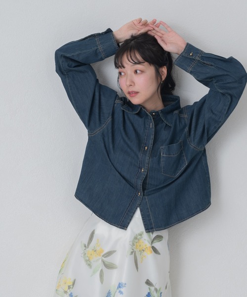 MISCH MASCH(ミッシュマッシュ)の「2026春夏新作 WEB限定 ベーシックデニムシャツ(シャツ/ブラウス・レディース・ネイビー/ブルー・フリ-)」の14枚目の写真