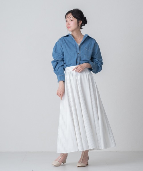 MISCH MASCH(ミッシュマッシュ)の「2026春夏新作 WEB限定 ベーシックデニムシャツ(シャツ/ブラウス・レディース・ネイビー/ブルー・フリ-)」の4枚目の写真