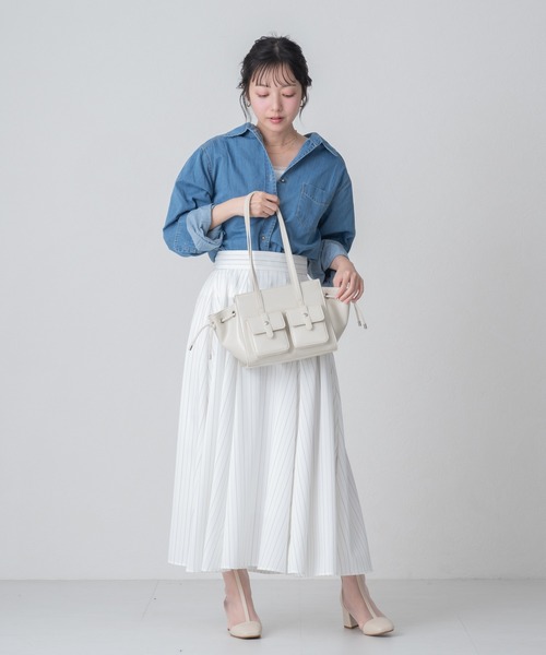 MISCH MASCH(ミッシュマッシュ)の「2026春夏新作 WEB限定 ベーシックデニムシャツ(シャツ/ブラウス・レディース・ネイビー/ブルー・フリ-)」の11枚目の写真