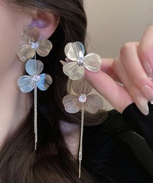 shoppinggo（ショッピングゴー）の「揺れるロングピアス はな レディース 揺れる ぶら下がり チェーンピアス（ピアス（両耳用））」